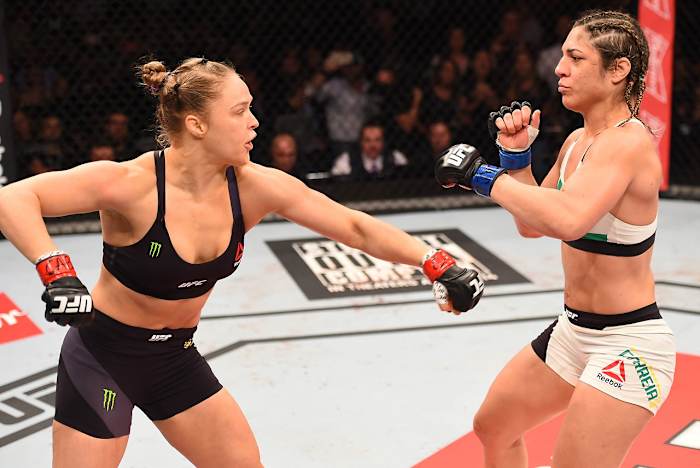 Ronda-Rousey-defeats-bethe-correia-13.jpg